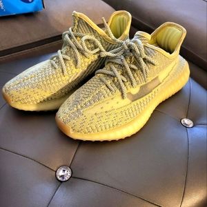 Yeezy 350 Size 6